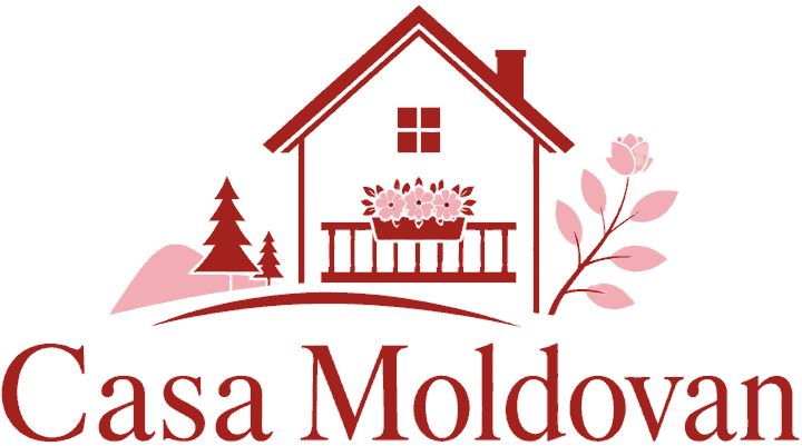 Logo Casa Moldovan cu o casă roșie între brazi